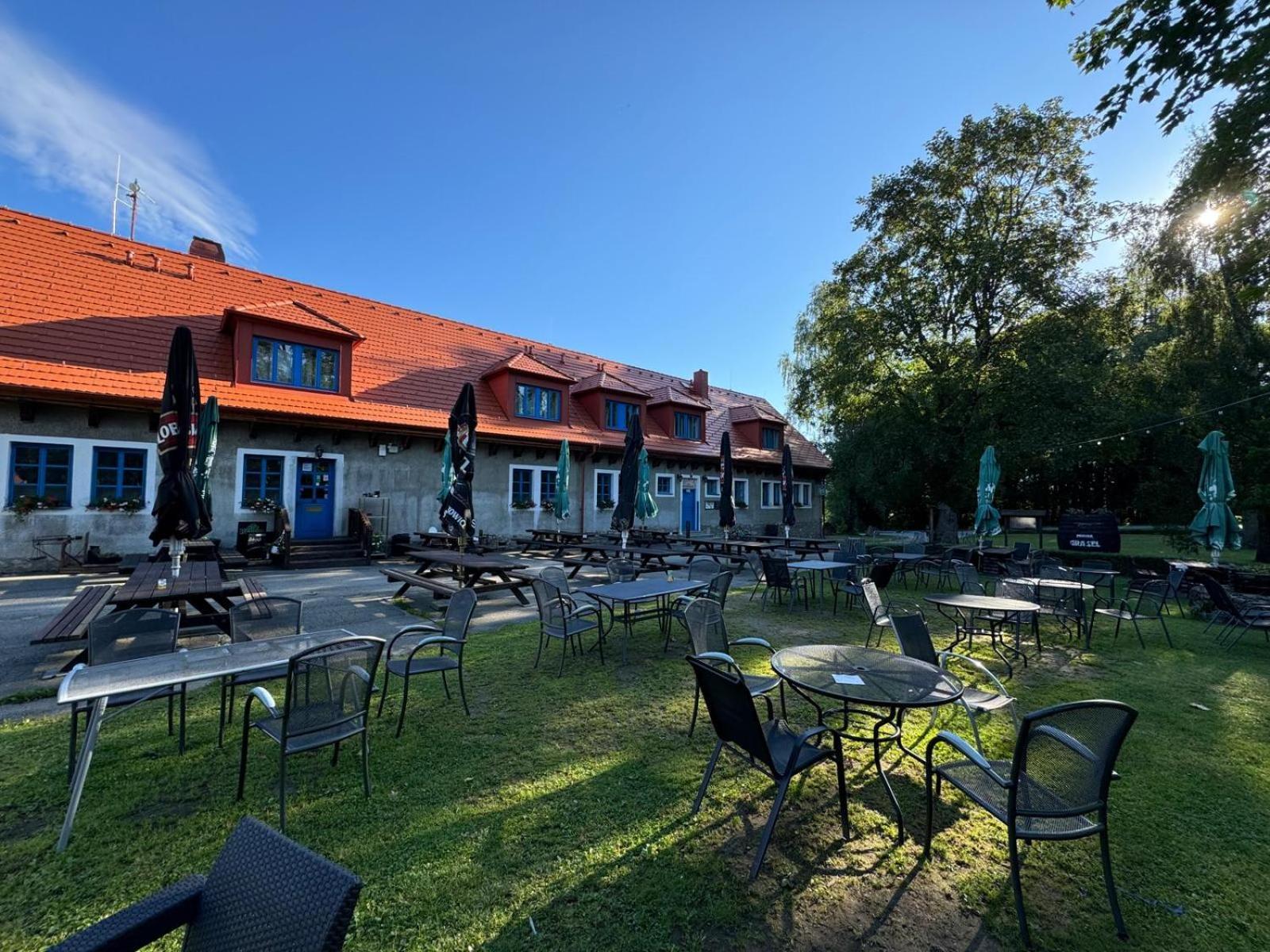 Penzion Landstejnsky Dvur Slavonice Exterior photo
